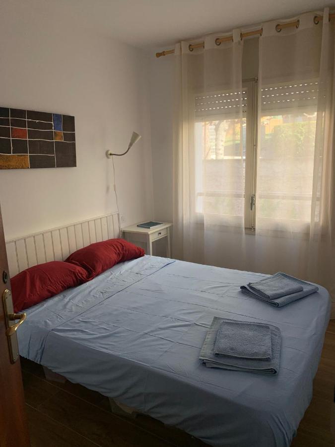 Cosy Apartment In L Escala, 7 Mins Walk To The Closest Beach, Riells L' Escala Luaran gambar